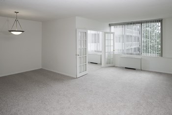 Crystal Towers Apartments